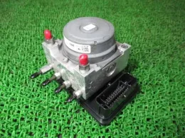 5611085PP0 блок управления ABS Suzuki