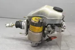4705024050 блок управления ABS Toyota Soarer
