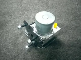 4405042N10 Toyota Rav4 ABS control unit