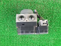 4451028160 блок управления ABS Toyota