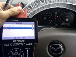 1A33437A0 блок управления ABS Mazda Scrum