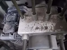 5613074P44 блок управления ABS Suzuki Alto