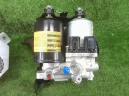 4705048010 блок управления ABS Toyota