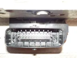 1A87437A0 блок управления ABS Mazda Carol