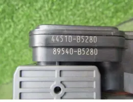 89540B5280 блок керування ABS до Toyota
