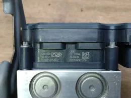 1AAL437A0B блок управления ABS Mazda