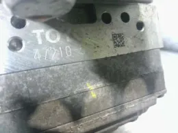 4705052030 блок управления ABS Toyota Aqua