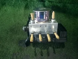 5613057S10 блок керування ABS до Suzuki