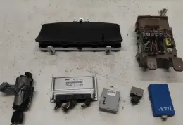 8966102B00 блок управления двигателя с ключем, комплект Toyota Corolla E120 E130 2000