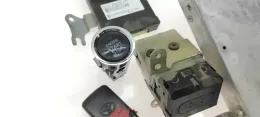 1758007623 блок управління двигуна з ключем, комплект Toyota Corolla Verso AR10 2005