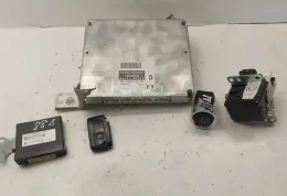 896610F090 блок управления двигателя с ключем, комплект Toyota Corolla Verso AR10 2006