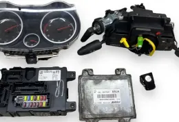 55577847 блок управління двигуна з ключем, комплект Opel Corsa D 2012