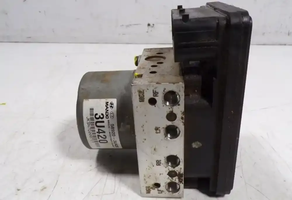 BE60030403 ABS control unit KIA Sportage 2015