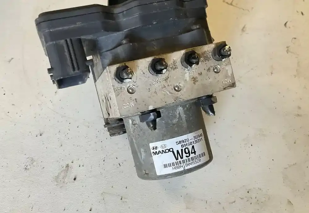 HBBN1B0055Z0 ABS control unit KIA Sportage 2012