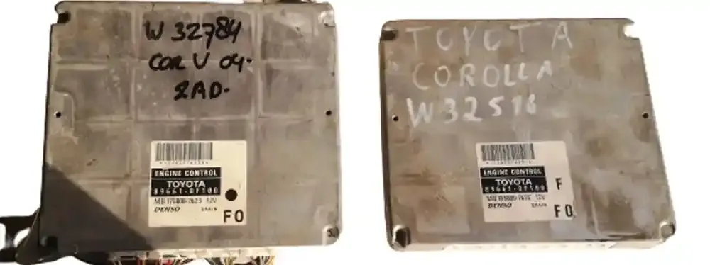 896610F100 блок управления двигателя с ключем, комплект Toyota Corolla Verso E110 2004